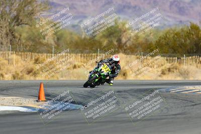 media/Jan-16-2022-CVMA (Sun) [[7f3d92989d]]/Race 3 Amateur Supersport Middleweight/